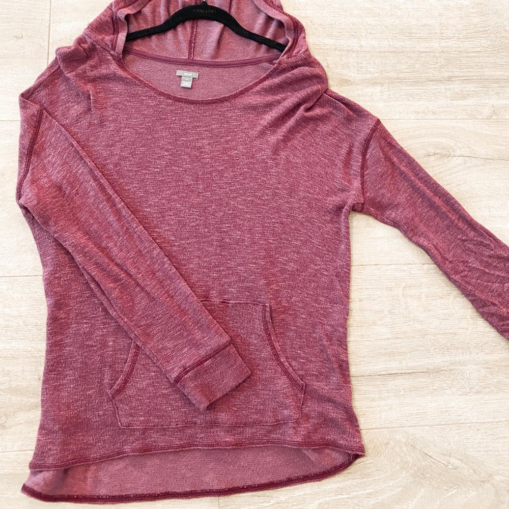 Cozy and stretchy pullover